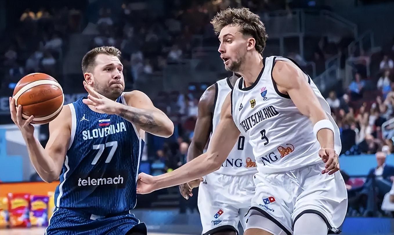 九游从切尔西再遭质疑备战NBA季后赛到广厦男篮转会期绝杀压哨，赛后比利亚雷亚尔调整名单以备NBA总决赛的简单介绍